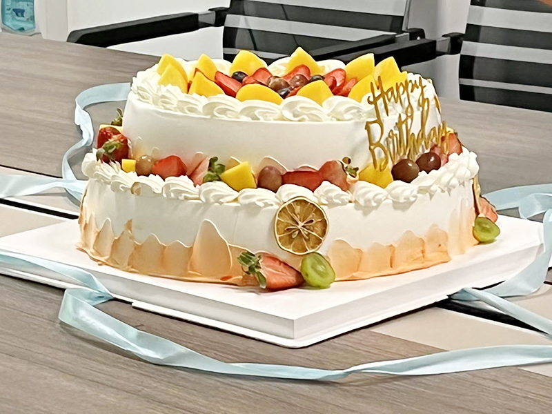 諾豐導(dǎo)熱材料:舉辦員工生日會 愛心傳遞暖人心